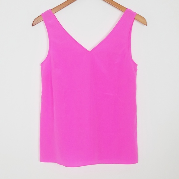Lilly Pulitzer Tops - 🔖Lilly Pulitzer Silk V-neck Tank Pink XS